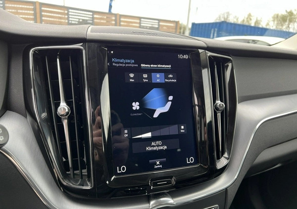 Volvo XC 60 cena 139900 przebieg: 102076, rok produkcji 2019 z Przecław małe 742